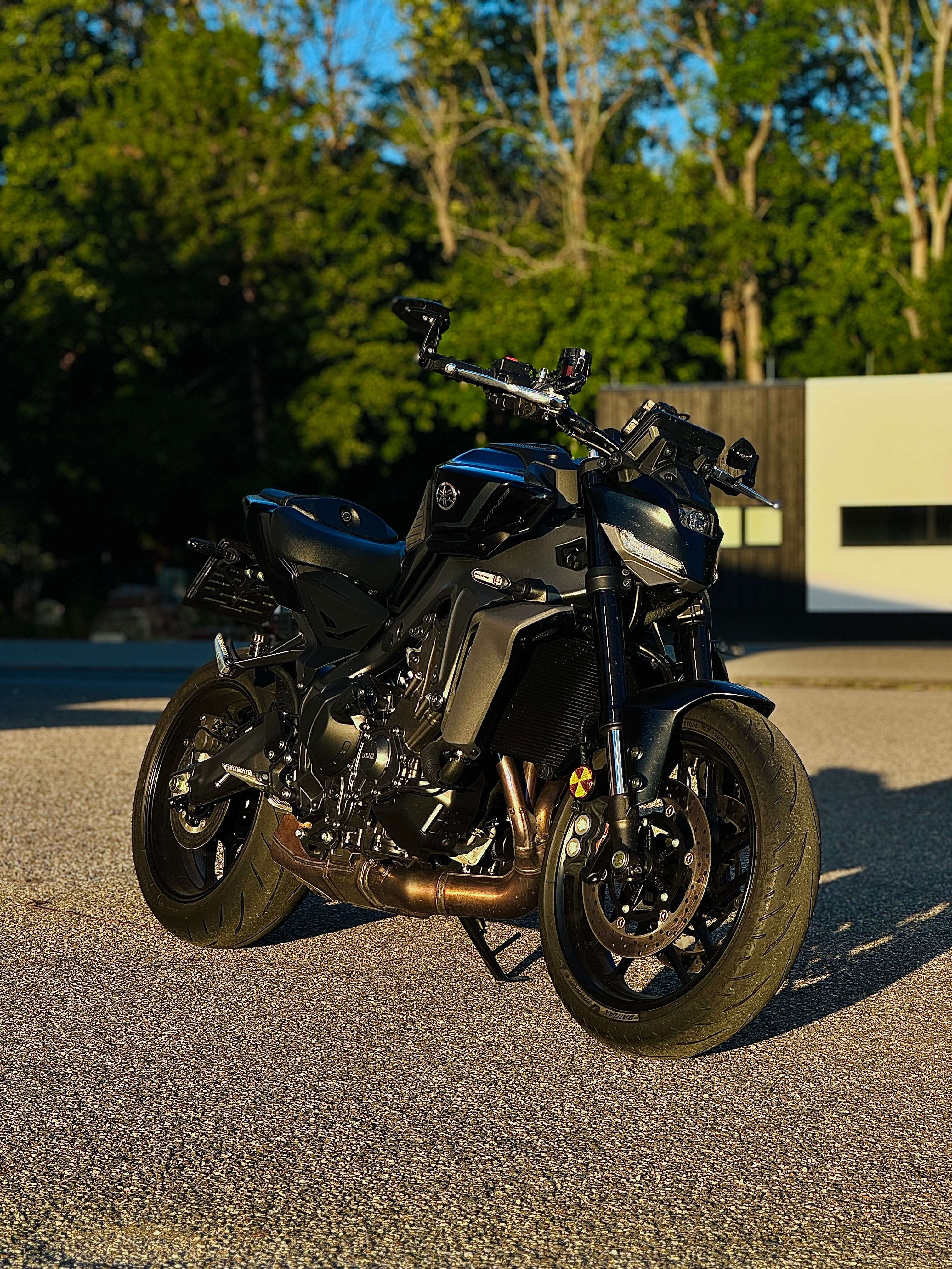 Yamaha MT-09 2024 k zapůjčení ve Zlíně – půjčovna motorek MotoRent Zlín